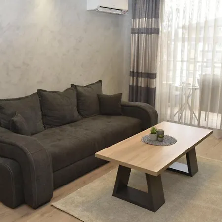 гончеви Apartment *